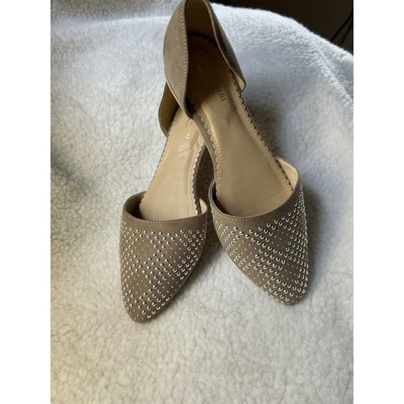 Isaac Mizrahi Shoes Flats Size 8 Rivet Embellished Diamond Pattern - Picture 1 of 5